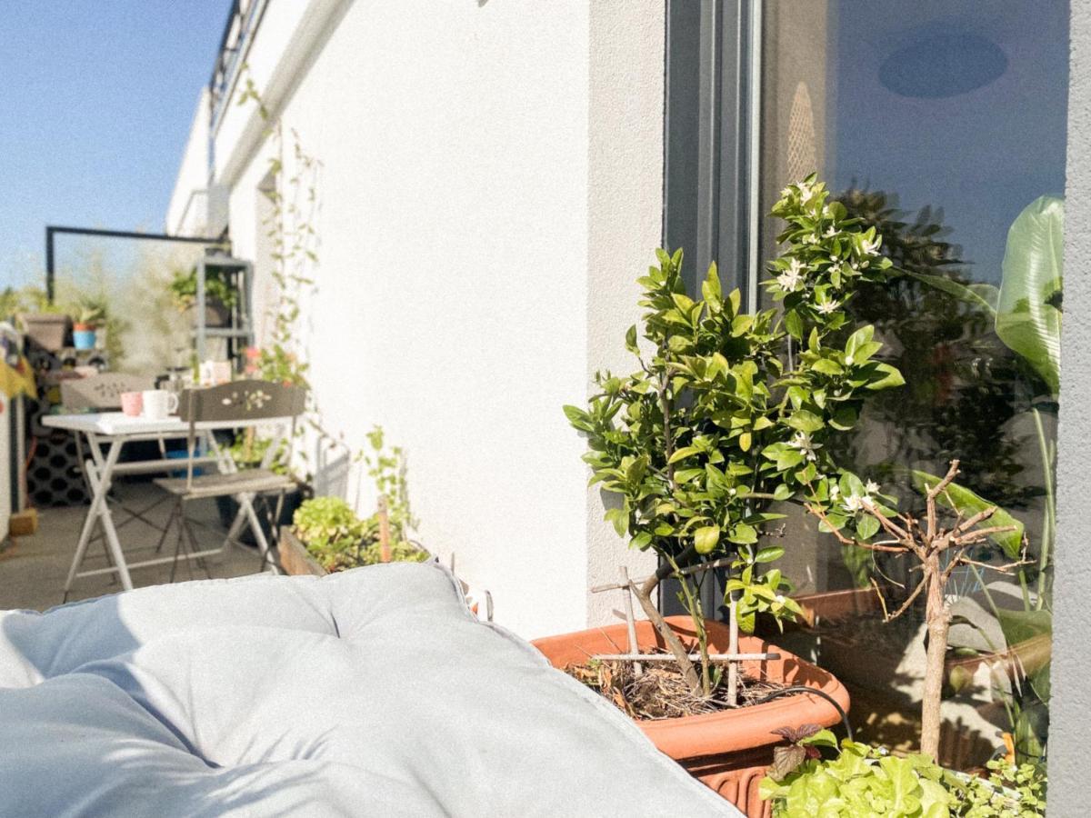 L'Olympique: Appartement Cosy, Vue Canal Grande Terrasse Et Parking Vaires-sur-Marne Luaran gambar